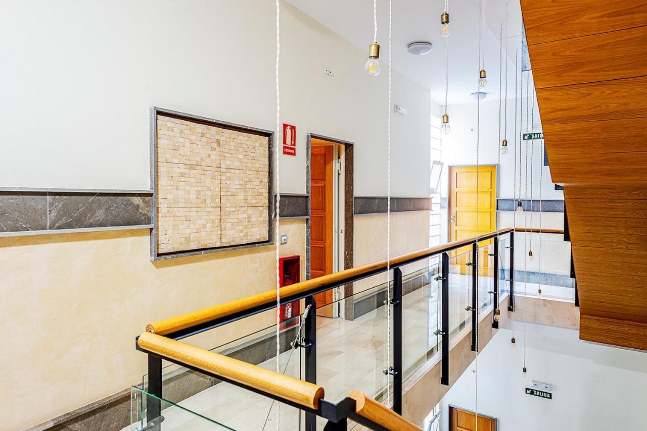 Alohamundi Sierpes Apartment Sevilla Bagian luar foto