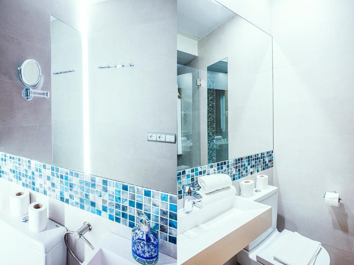 Alohamundi Sierpes Apartment Sevilla Bagian luar foto
